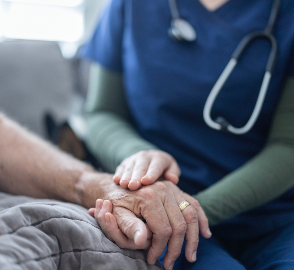 Nurse express soulagement de la douleur 01 (3)